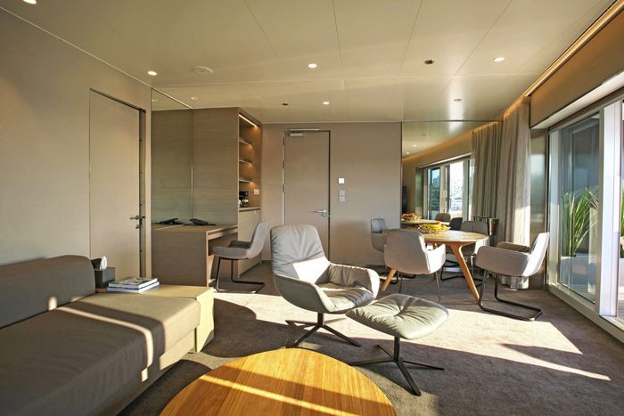Accommodation on Emerald Sakara